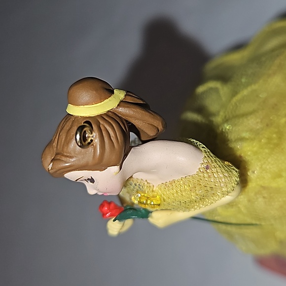 Disney Belle Beauty and the beast 2006 Christmas Ornament - Picture 8 of 9